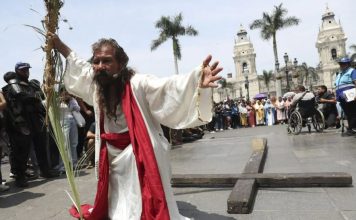 «Cristo Cholo» cumplió un año más con Vía Crucis Cristo Cholo