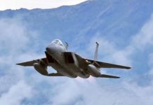 EE.UU. rescata a tripulante