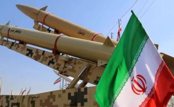 Irán exhibió misiles