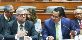 La Comisión de Fiscalización y Contraloría del Congreso citó al jefe de la ONPE, Piero Corvetto Salinas, y al titular del JNE, Roberto Burneo Bermejo