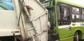 Obrero muere aplastado por bus