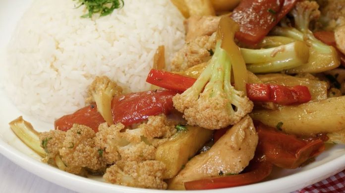 saltado de coliflor