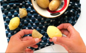 Cómo pelar las papas hervidas