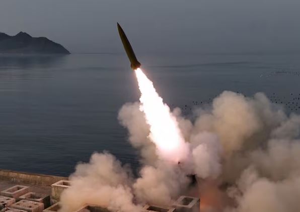 Corea del Norte sigue con misiles Corea del Norte sigue con misiles