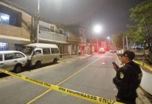 Criminales balearon a chofer de combi