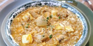 Guiso espesado de trigo con pollo