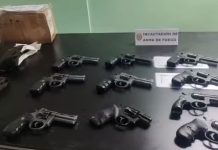 Hallan 10 armas en encomiendas