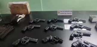 Hallan 10 armas en encomiendas