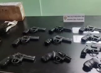 Hallan 10 armas en encomiendas