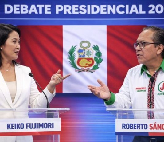 debate presidencial definitivo entre los candidatos Keiko Fujimori, de Fuerza Popular, y Roberto Sánchez, de Juntos por el Perú