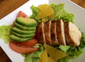 ensalada de pollo con jengibre