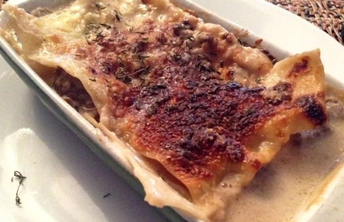 lasaña de carne con champiñones