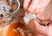 Aprende a limpiar los camarones limpiar los camarones