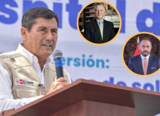 presidente del Consejo de Ministros, Luis Arroyo, el ministro de Defensa, Amadeo Flores, y el canciller, Carlos Pareja