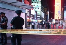 Arman balacera en Times Square