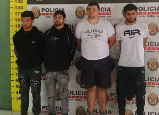 Asesinan a dos y caen en persecución policial