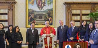 Desaprueban a hijas de Balcázar en Vaticano Desaprueban a hijas de José María Balcázar en Vaticano