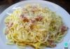 Espaguetis a la carbonara
