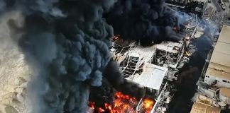 Incendio devora 9 fábricas en Lurín
