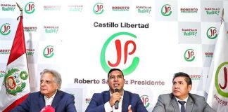 Roberto Sánchez se hace el loco ‘por celebración’ Juntos por el Perú