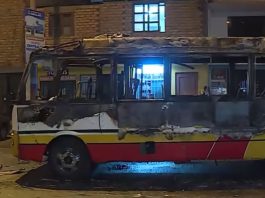 Queman cúster de familia en Bocanegra Queman cúster de familia en Bocanegra