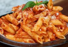 canutos en pasta pomodoro