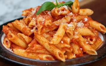 canutos en pasta pomodoro