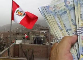 Arrancan multas por no poner bandera
