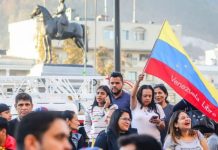 Chile autoriza salida de venezolanos