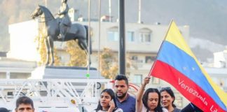 Chile autoriza salida de venezolanos Chile autoriza salida de venezolanos