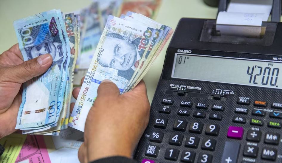 Aguinaldo de julio sale con bonificación por EsSalud y EPS