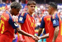 España goleó 3-0 a Austria y está en octavos La selección española ratificó su condición de candidata al título al imponerse con un contundente 3-0 sobre Austria