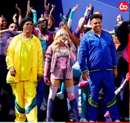 Madonna junto a Ronaldinho y Ronaldo Nazario
