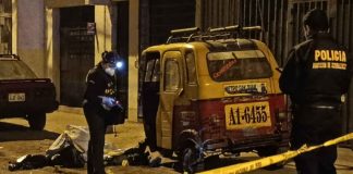 Matan a balazos a mototaxista en SJM Matan a balazos a mototaxista en San Juan de Miraflores