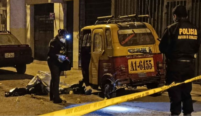 Matan a balazos a mototaxista en San Juan de Miraflores