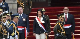 Reconocimiento de Keiko Fujimori como jefa suprema de las FF.AA.