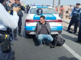 Serenazgo de Surco y PNP cogen a asaltante de cambista