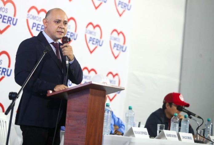 Víctor Hugo Bazán Pastor
