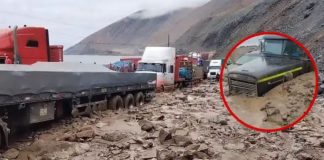 Camiones, buses y autos quedan varados tras huayco en Arequipa Camiones, buses y autos quedan varados tras huayco en Arequipa