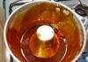 Caramelo del flan a punto Caramelo del flan