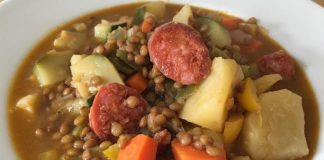 Guiso de lentejas con chorizo y verduras