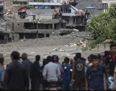 Inundaciones en Nepal y China dejan 160 muertos Inundaciones en Nepal y China dejan 160 muertos
