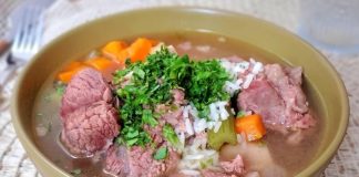 Caldo de cordero para chuparse los dedos caldo de cordero