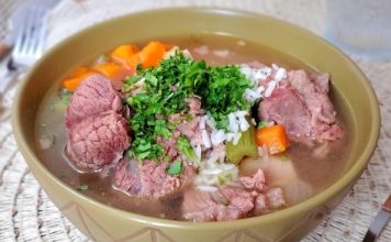 Caldo de cordero para chuparse los dedos caldo de cordero