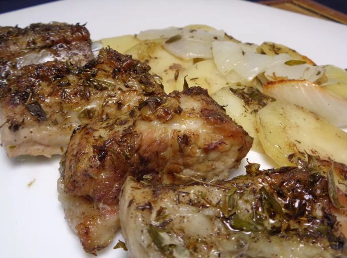 costillas de cerdo con papas
