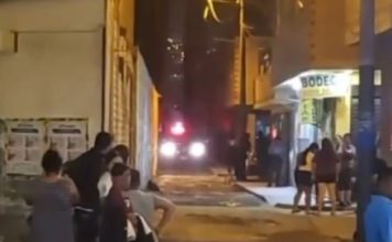 Balacera por persecución policial deja un herido