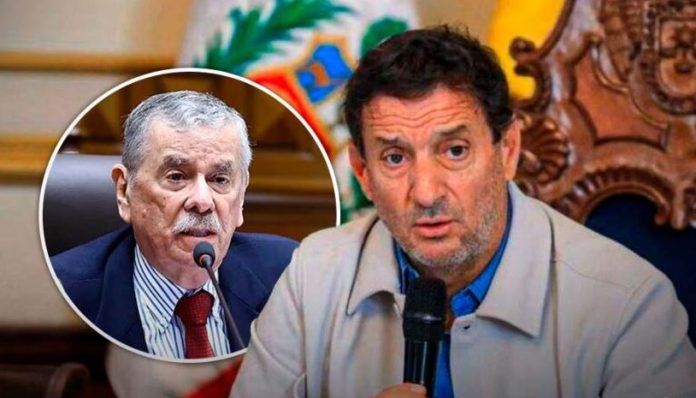 Defiende uso de armas de Emape