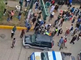 Mujer muere y ocho escolares heridos tras atropello