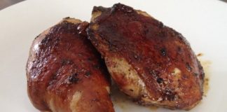 Pollo asado marinado en rica salsa de soja