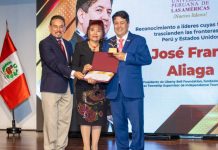 Universidad Las Américas celebró licencia de Sunedu